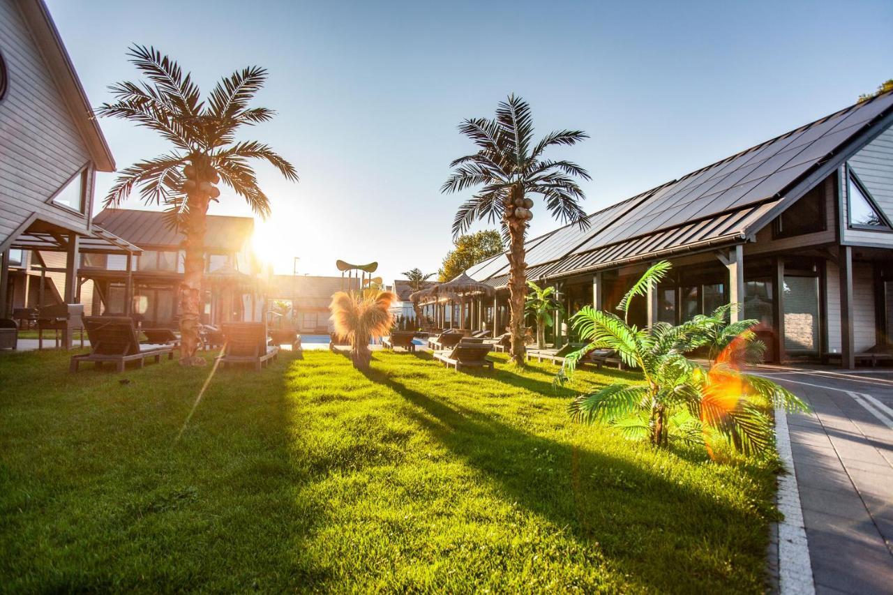 Villa Royal Palm Mielno Großmöllen Exterior foto